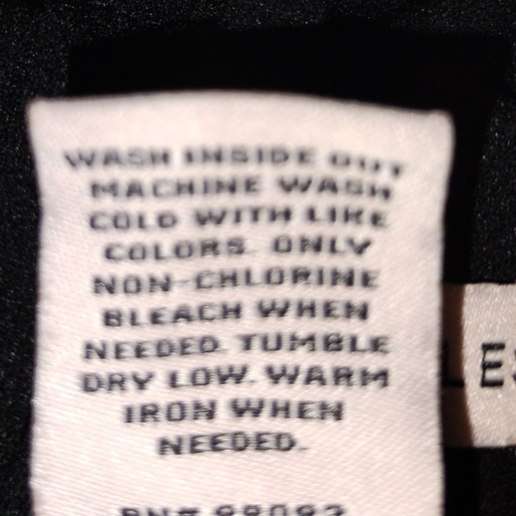 Sincerely Jules Black Elastic Waist Shorts | Casual Chic Pull-On | Size S - Picture 6 of 6